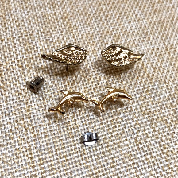 Jewelry - ❤️ 5 for $15 Lot of Dolphins and Wings Earrings